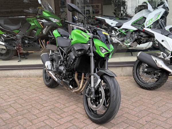 Kawasaki Z900 | DEMO