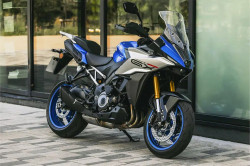 GSX-S1000 GX