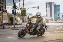GSX-8T