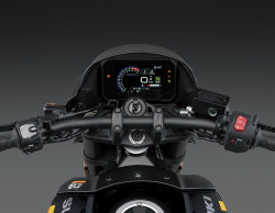 GSX-8TT
