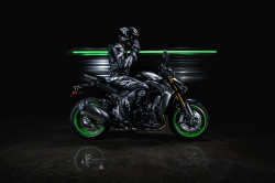 Z1100