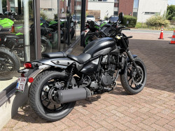 Kawasaki ELIMINATOR 500 SE