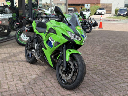 Kawasaki NINJA 650 | DEMO