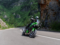 Versys 900 SE