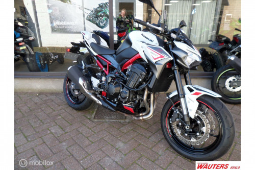 Kawasaki Z900