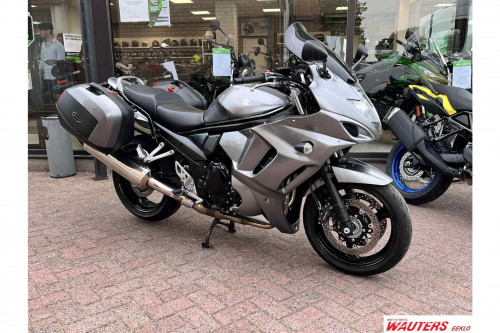 Suzuki GSX 1250 FA