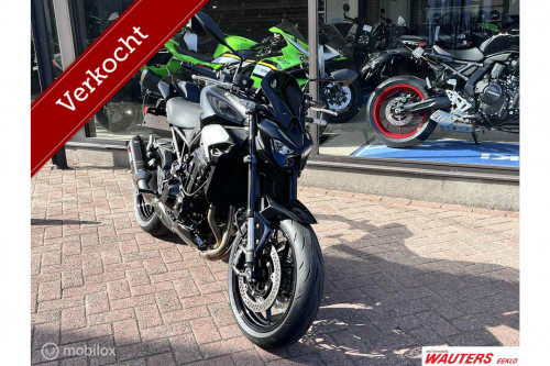 Kawasaki Z900 Performance demo