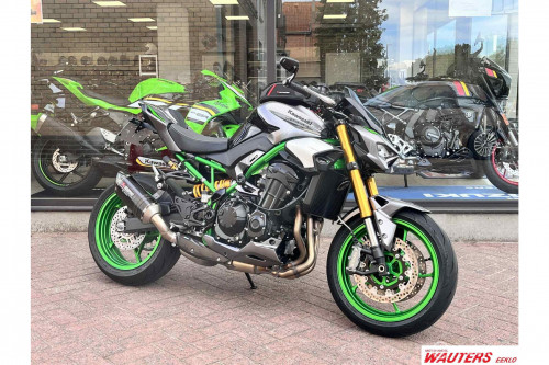 Kawasaki Z900 SE