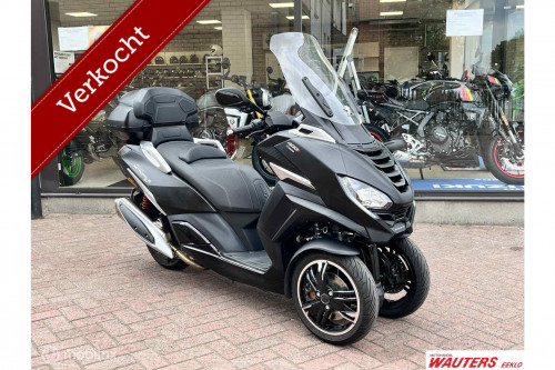 Peugeot Metropolis SW