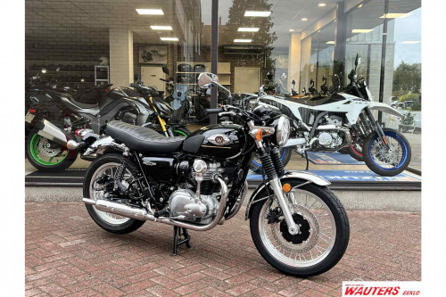 Kawasaki W 800