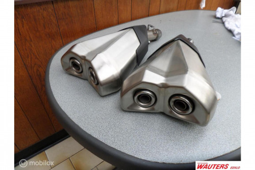 SET UITLAATDEMPERS KAWASAKI Z1000SX 2017-18