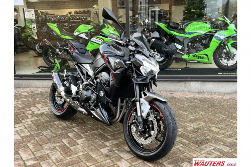 Kawasaki Z900