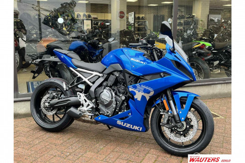 Suzuki GSX-8R