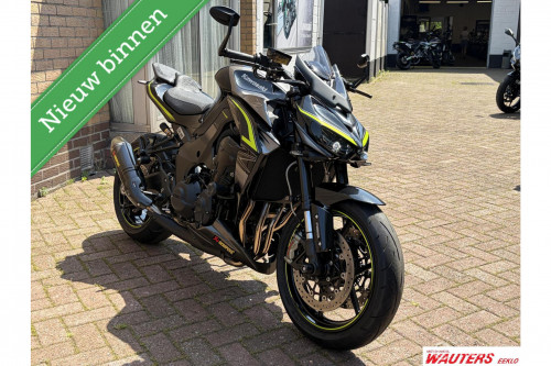 Kawasaki Z1000 R Performance