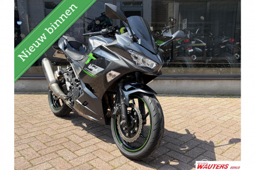 Kawasaki Ninja 400