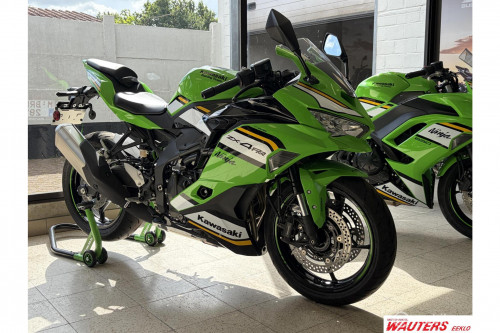 Kawasaki Ninja ZX-4RR