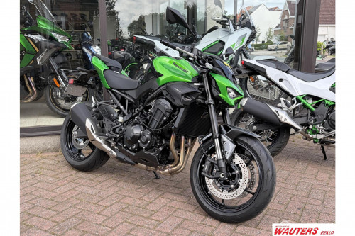 Kawasaki Z900